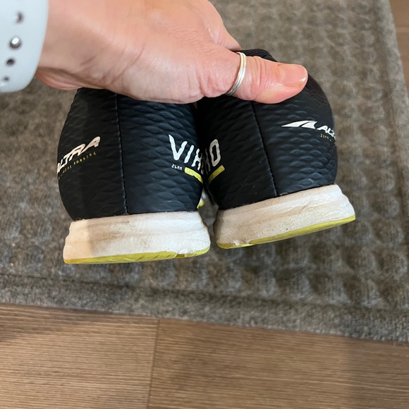 Men’s Altra Viho Running Sneakers - Picture 3 of 5